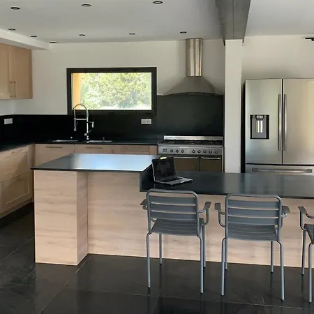 Βίλα Villa Nimes Exceptionelle 3 Chambres Marguerittes