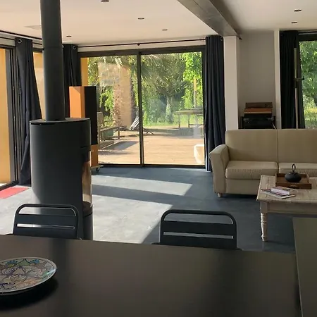 Villa Nimes Exceptionelle 3 Chambres