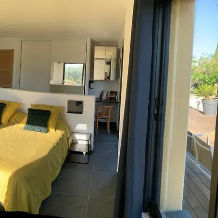 Villa Nimes Exceptionelle 3 Chambres * Marguerittes