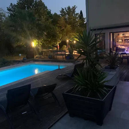 Villa Nimes Exceptionelle 3 Chambres