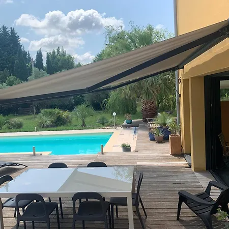 Nimes Bartheroes 3 Villa *