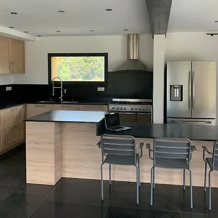 Villa Nimes Exceptionelle 3