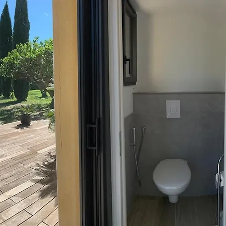 Nimes Exceptionelle 3 Villa